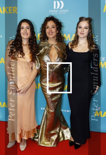 Amsterdam 14 oktober 2024
Premiere de Mannenmaker in Tuschinski met in de hoofdrollen oa Katja Schuurman Eva v d Wijdeven Leo Alkemade Georgina Verbaan Melissas Drost Huub Smit Yasmin Karssing en Rene Watzema . Katja Schuurman en dochter Sammie Romer