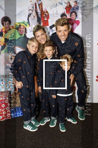 Utrecht 13 oktober 2024
Premiere de club van sinterklaas in Utrecht. Kim Kotter en Jaap Reesema en hun kinderen