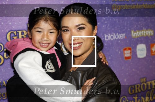 Amsterdam 19 oktober 2024
Premiere de grote Sinterklaasfilm in Tuschinski. Kimmylien Nguyen met dochter