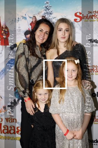 Utrecht 13 oktober 2024
Premiere de club van sinterklaas in Utrecht. Kirsten Schilder kwam met haar dochters en een vriendinnetje