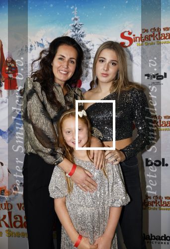 Utrecht 13 oktober 2024
Premiere de club van sinterklaas in Utrecht. Kirsten Schilder kwam met haar dochters en een vriendinnetje