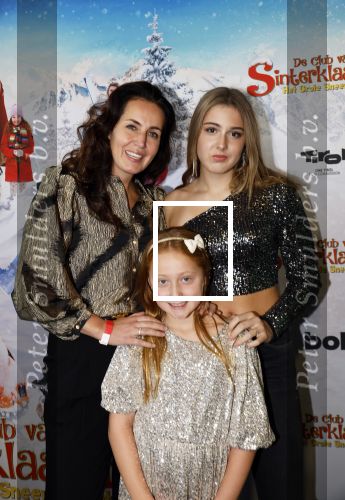 Utrecht 13 oktober 2024
Premiere de club van sinterklaas in Utrecht. Kirsten Schilder kwam met haar dochters en een vriendinnetje