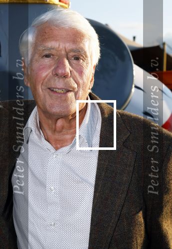 Hilversum 4 oktober 2024
Feestje Nicole des Bouvrie op de sterfdag van haar vader Jan des Bouvrie . Klaas Wiltink kwam met zijn vrouw