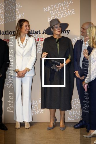 Amsterdam 1 oktober 2024
Koningin Maxima arriveert in haar Audi A8 bij de nationale Ballet acadamy ..De koningin opent het nieuwe gebouw van de internationale opleiding op het gebied van klassieke academische dans