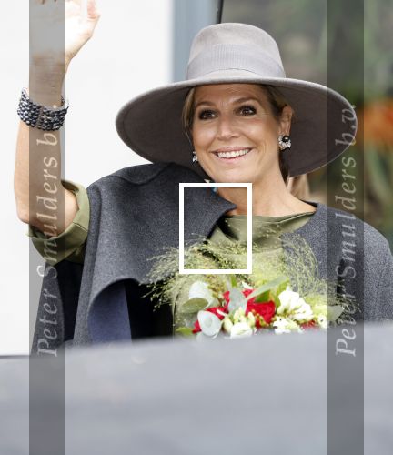 Amsterdam 1 oktober 2024
Koningin Maxima arriveert in haar Audi A8 bij de nationale Ballet acadamy ..De koningin opent het nieuwe gebouw van de internationale opleiding op het gebied van klassieke academische dans