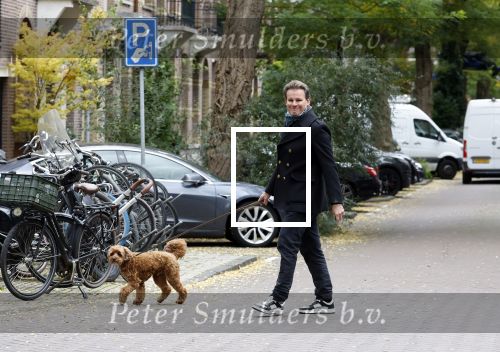 Amsterdam 10 oktober 2024
Leco v Zadelhoff met hondje  in Amsterdam zuid.