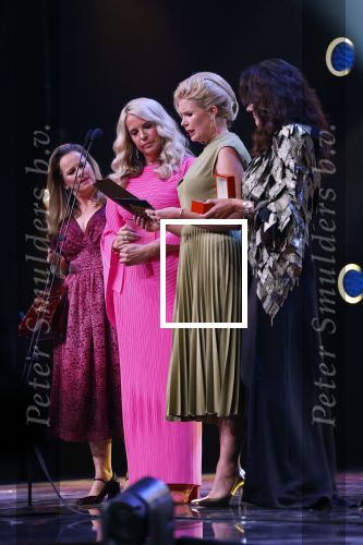 Amsterdam 17 oktober 2024
Het televizierring gala 2024  in carre . De gooische vrouwen Linda de Mol Susan Visser Lies Visschedijk en Tjitske Reidinga