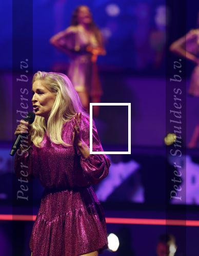 Rotterdam 18 oktober 2024
Frans Bauer treedt voor de 52e keer in ahoy op . Hij tradt oa samen op met zijn zoons Christiaan Frans jr en Jan . Ook Mariska Bauer trad op met Patty Brard . Verder aanwezig Lee Towers Billy Dans Django Wagner Chantal janzen Amar  en Sieneke. Ook de moeder van Frans en moeder van mariska waren aanwezig en zaten op de eerste rij .