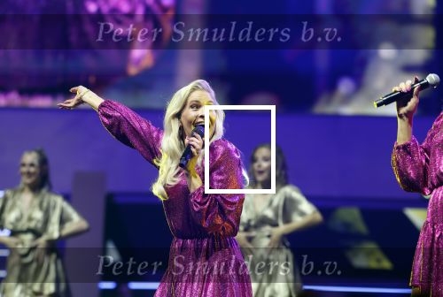 Rotterdam 18 oktober 2024
Frans Bauer treedt voor de 52e keer in ahoy op . Hij tradt oa samen op met zijn zoons Christiaan Frans jr en Jan . Ook Mariska Bauer trad op met Patty Brard . Verder aanwezig Lee Towers Billy Dans Django Wagner Chantal janzen Amar  en Sieneke. Ook de moeder van Frans en moeder van mariska waren aanwezig en zaten op de eerste rij .