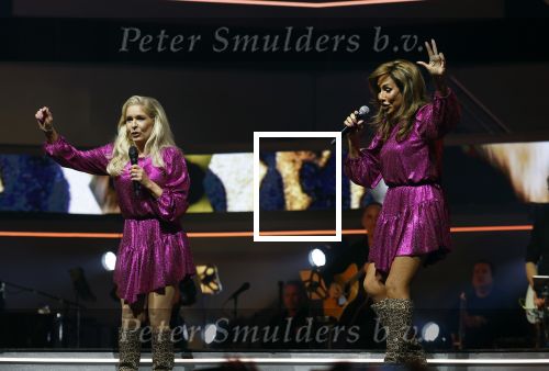 Rotterdam 18 oktober 2024
Frans Bauer treedt voor de 52e keer in ahoy op . Hij tradt oa samen op met zijn zoons Christiaan Frans jr en Jan . Ook Mariska Bauer trad op met Patty Brard . Verder aanwezig Lee Towers Billy Dans Django Wagner Chantal janzen Amar  en Sieneke. Ook de moeder van Frans en moeder van mariska waren aanwezig en zaten op de eerste rij .
