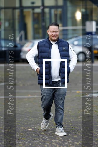 Utrecht 15 oktober 2024
Peter Gillis en zijn vriendin Wendy v Hout bij de rechtbank van Utrecht waar Wendy een rechtszaak heeft met haar ex die filpjes van haar online heeft gezet . Ook Mark Gillis was aanwezig . Haar ex partner kwam niet opdagen .