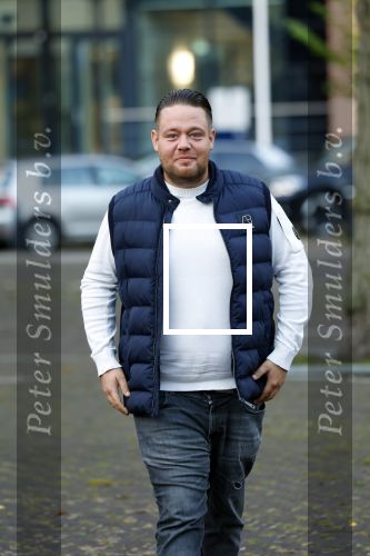 Utrecht 15 oktober 2024
Peter Gillis en zijn vriendin Wendy v Hout bij de rechtbank van Utrecht waar Wendy een rechtszaak heeft met haar ex die filpjes van haar online heeft gezet . Ook Mark Gillis was aanwezig . Haar ex partner kwam niet opdagen .