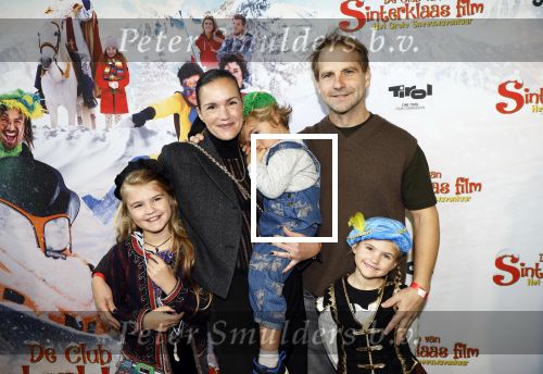 Utrecht 13 oktober 2024
Premiere de club van sinterklaas in Utrecht. Marly v d Velden met man en kinderen