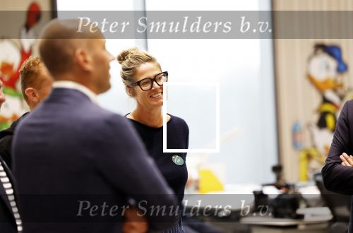 Amsterdam 10 oktober 2024
Koning Willem Alexander opent het HQ van DPG Media / Mediavaert . Aanwezig namend de GPD Christian v Thillo ( Executive Chairman van DPG Media ) en Erik Roddenhof (CEO DPG Media ). Martha Riemsma