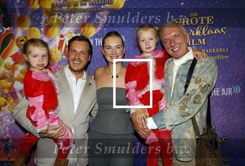 Amsterdam 19 oktober 2024
Premiere de grote Sinterklaasfilm in Tuschinski. Martien Meiland kwam met Maxime Meiland Leroy Molkenboer boer en hun kinderen