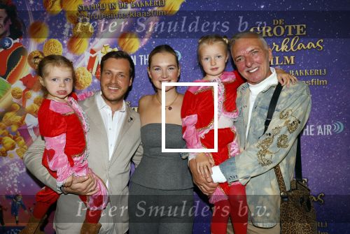 Amsterdam 19 oktober 2024
Premiere de grote Sinterklaasfilm in Tuschinski. Martien Meiland kwam met Maxime Meiland Leroy Molkenboer boer en hun kinderen