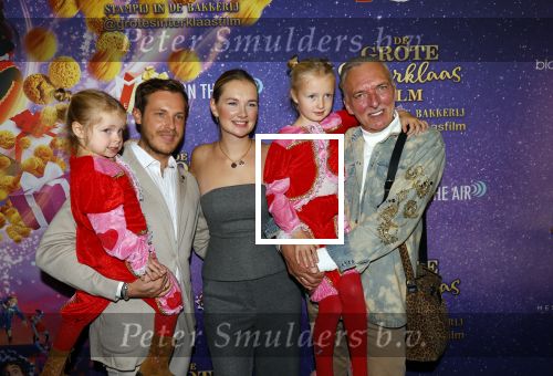 Amsterdam 19 oktober 2024
Premiere de grote Sinterklaasfilm in Tuschinski. Martien Meiland kwam met Maxime Meiland Leroy Molkenboer boer en hun kinderen