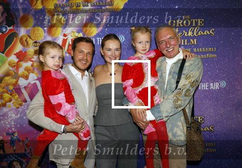 Amsterdam 19 oktober 2024
Premiere de grote Sinterklaasfilm in Tuschinski. Martien Meiland kwam met Maxime Meiland Leroy Molkenboer boer en hun kinderen