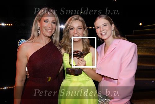 Amsterdam 17 oktober 2024
Het televizierring gala 2024  in carre . Merel Ek kwam met Heleen Hendriks Noa Vahle en Sam Haegens