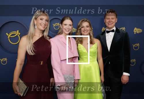 Amsterdam 17 oktober 2024
Het televizierring gala 2024  in carre . Merel Ek kwam met Heleen Hendriks Noa Vahle en Sam Haegens