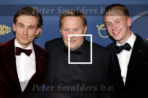 Amsterdam 17 oktober 2024
Het televizierring gala 2024  in carre . Oos Kesbeke met vrouw zoons en schoondochter
