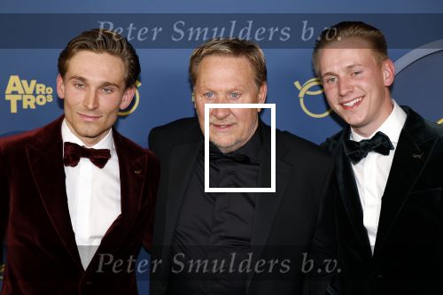 Amsterdam 17 oktober 2024
Het televizierring gala 2024  in carre . Oos Kesbeke met vrouw zoons en schoondochter