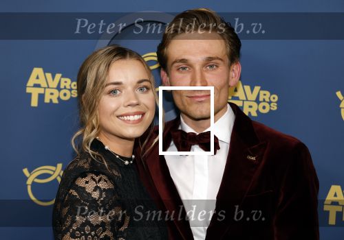 Amsterdam 17 oktober 2024
Het televizierring gala 2024  in carre . Oos Kesbeke met vrouw zoons en schoondochter