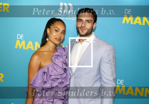 Amsterdam 14 oktober 2024
Premiere de Mannenmaker in Tuschinski met in de hoofdrollen oa Katja Schuurman Eva v d Wijdeven Leo Alkemade Georgina Verbaan Melissas Drost Huub Smit Yasmin Karssing en Rene Watzema . Paul Roos en ...