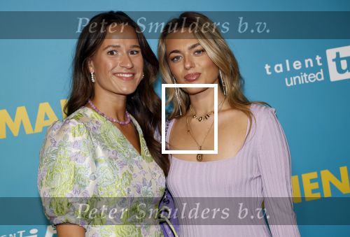 Amsterdam 14 oktober 2024
Premiere de Mannenmaker in Tuschinski met in de hoofdrollen oa Katja Schuurman Eva v d Wijdeven Leo Alkemade Georgina Verbaan Melissas Drost Huub Smit Yasmin Karssing en Rene Watzema . Perle Hagesteijn en Guusje Willemse