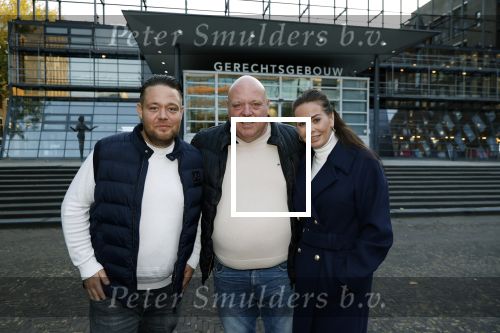 Utrecht 15 oktober 2024
Peter Gillis en zijn vriendin Wendy v Hout bij de rechtbank van Utrecht waar Wendy een rechtszaak heeft met haar ex die filpjes van haar online heeft gezet . Ook Mark Gillis was aanwezig . Haar ex partner kwam niet opdagen .