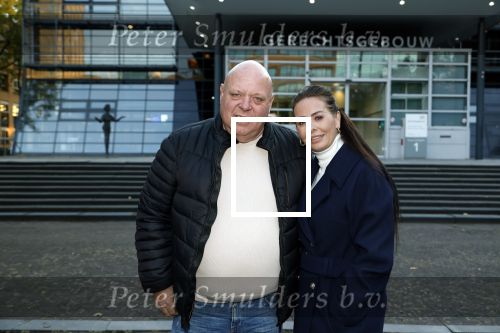Utrecht 15 oktober 2024
Peter Gillis en zijn vriendin Wendy v Hout bij de rechtbank van Utrecht waar Wendy een rechtszaak heeft met haar ex die filpjes van haar online heeft gezet . Ook Mark Gillis was aanwezig . Haar ex partner kwam niet opdagen .