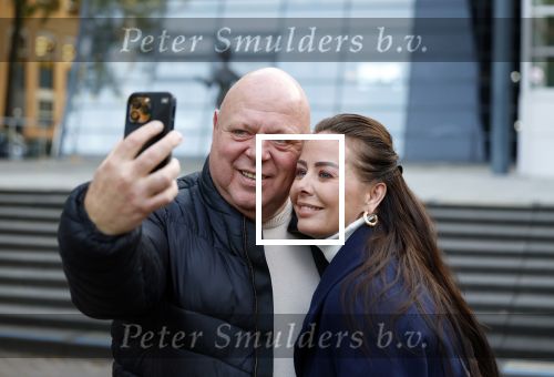 Utrecht 15 oktober 2024
Peter Gillis en zijn vriendin Wendy v Hout bij de rechtbank van Utrecht waar Wendy een rechtszaak heeft met haar ex die filpjes van haar online heeft gezet . Ook Mark Gillis was aanwezig . Haar ex partner kwam niet opdagen .