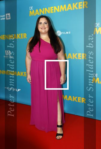 Amsterdam 14 oktober 2024
Premiere de Mannenmaker in Tuschinski met in de hoofdrollen oa Katja Schuurman Eva v d Wijdeven Leo Alkemade Georgina Verbaan Melissas Drost Huub Smit Yasmin Karssing en Rene Watzema . Petra Kruijt met haar partner