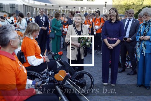 Soestdijk 5 oktober 2024
Prinses Beatrix bij wandeltocht voor het Beatrix Spierfonds op Paleis Soestdijk.