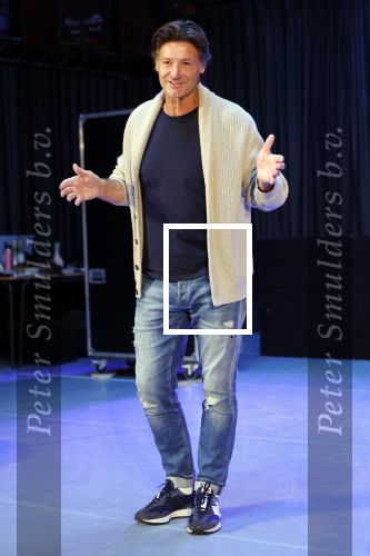 Amsterdam 15 oktober 2024
Presentatie murder on the nile met in de hoofdrollen  Stanley Burleson, Wilbert Gieske/Rick Engelkes, Anne de Blok, Doris Baaten, Sjoerd Spruijt, Jeske Van de Staak, Alexander Schuitema, Julia Lammerts, Lotte van der Made en Silyan el Kattabi.