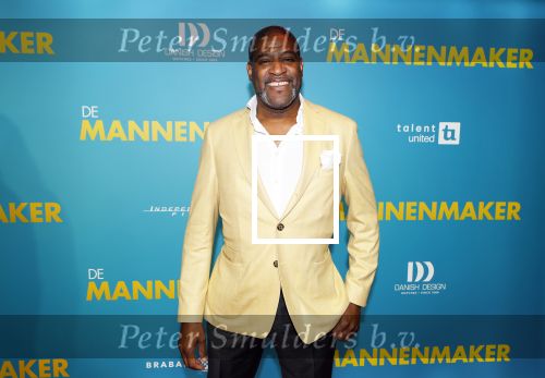 Amsterdam 14 oktober 2024
Premiere de Mannenmaker in Tuschinski met in de hoofdrollen oa Katja Schuurman Eva v d Wijdeven Leo Alkemade Georgina Verbaan Melissas Drost Huub Smit Yasmin Karssing en Rene Watzema . Sergio Vyent