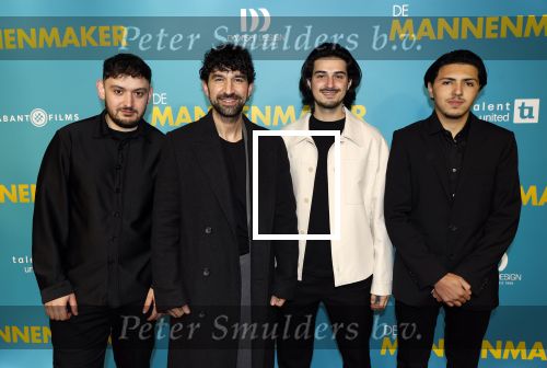 Amsterdam 14 oktober 2024
Premiere de Mannenmaker in Tuschinski met in de hoofdrollen oa Katja Schuurman Eva v d Wijdeven Leo Alkemade Georgina Verbaan Melissas Drost Huub Smit Yasmin Karssing en Rene Watzema . Sinan Eroglu