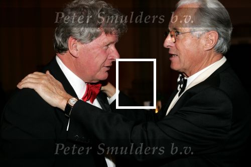 Arnhem 19 november 2004
Gala van de Ronnie Tober Foundation.
Theo Heuft en Willibrord Frequin
Peter Smulders bv