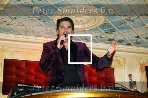 Amsterdam 19 oktober 2024
Presentatie van de nieuwe proffesionele muziek oortjes van Breggz in het pand waar voormalig Yab Yum zat . Xander de Buisonje is de founder van Breggz . Ze zijn in de USA uitgeroepen totm het beste produkt . Xander was er samen met zijn vrouw Sophie . Zoon Sem v Dijk en beste vriend draaiden er . Ook Erland Galjaard en Ronald Molendijk draaiden en set . Wendy v Dijk was ook aanwezig om naar haar mannen te kijken/luisteren.