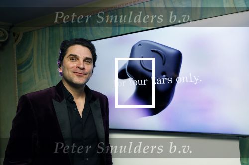 Amsterdam 19 oktober 2024
Presentatie van de nieuwe proffesionele muziek oortjes van Breggz in het pand waar voormalig Yab Yum zat . Xander de Buisonje is de founder van Breggz . Ze zijn in de USA uitgeroepen totm het beste produkt . Xander was er samen met zijn vrouw Sophie . Zoon Sem v Dijk en beste vriend draaiden er . Ook Erland Galjaard en Ronald Molendijk draaiden en set . Wendy v Dijk was ook aanwezig om naar haar mannen te kijken/luisteren.