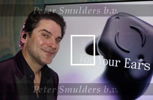 Amsterdam 19 oktober 2024
Presentatie van de nieuwe proffesionele muziek oortjes van Breggz in het pand waar voormalig Yab Yum zat . Xander de Buisonje is de founder van Breggz . Ze zijn in de USA uitgeroepen totm het beste produkt . Xander was er samen met zijn vrouw Sophie . Zoon Sem v Dijk en beste vriend draaiden er . Ook Erland Galjaard en Ronald Molendijk draaiden en set . Wendy v Dijk was ook aanwezig om naar haar mannen te kijken/luisteren.
