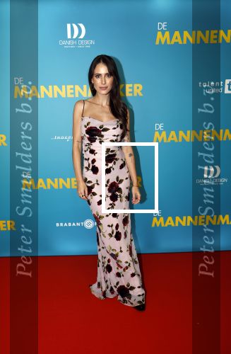 Amsterdam 14 oktober 2024
Premiere de Mannenmaker in Tuschinski met in de hoofdrollen oa Katja Schuurman Eva v d Wijdeven Leo Alkemade Georgina Verbaan Melissas Drost Huub Smit Yasmin Karssing en Rene Watzema . Yasmin Karssing kwam met haar vader