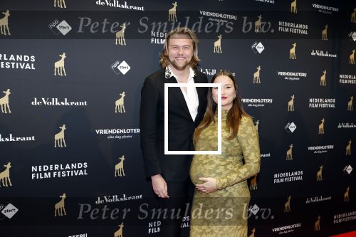 Utrecht 3 oktober 2025
Uitreiking gouden kalveren op het Nederlands film festival. Barbara Sloesen zwanger met partner Joost Hofman