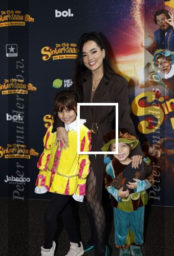 Utrecht 12 oktober 2025
Premiere de club van sinterklaas in kinepolis . Bibi Breijeman met kinderen