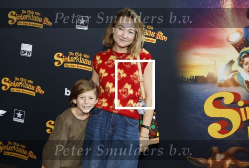 Utrecht 12 oktober 2025
Premiere de club van sinterklaas in kinepolis . carolien Spoor en Jon karthaus kwam met hun zoon