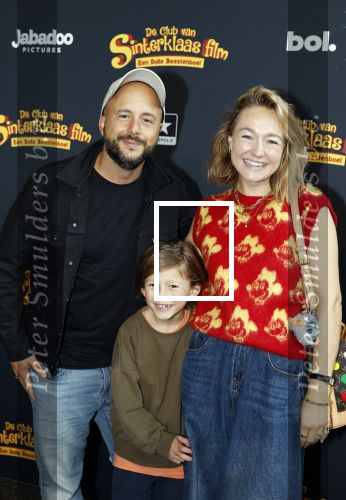 Utrecht 12 oktober 2025
Premiere de club van sinterklaas in kinepolis . carolien Spoor en Jon karthaus kwam met hun zoon