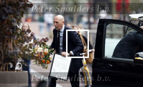 Amsterdam 11 oktober 2025
Dan Brown en zijn vriendin Judith Pietersen hadden event bij het concertgebouw en vertrokken naar hun hotel in het centrum van Amsterdam