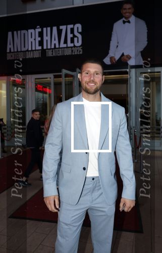 Rotterdam 1 oktober 2025
Premiere nieuwe theatershow Andre Hazes in het nieuwe Luxor. Diego Hofland