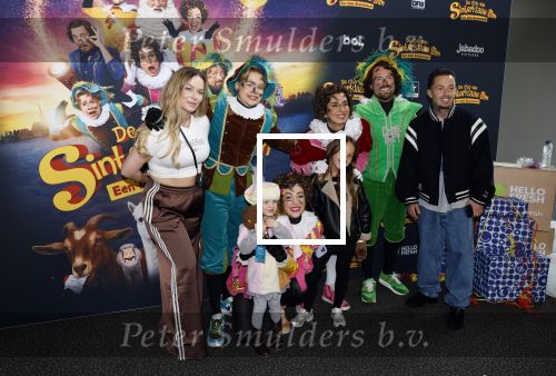 Utrecht 12 oktober 2025
Premiere de club van sinterklaas in kinepolis . Djarno Hofland met partner Manon Kool en hun kinderen