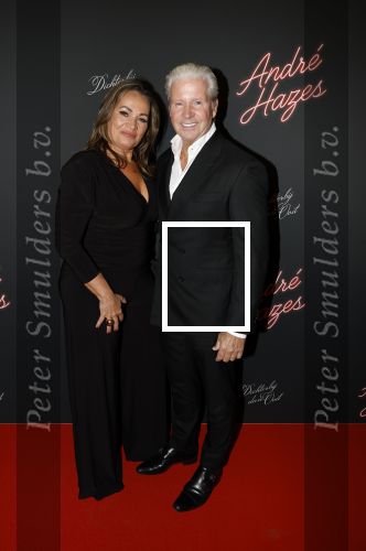 Rotterdam 1 oktober 2025
Premiere nieuwe theatershow Andre Hazes in het nieuwe Luxor. Dries Roelvink en zijn vrouw Honoria